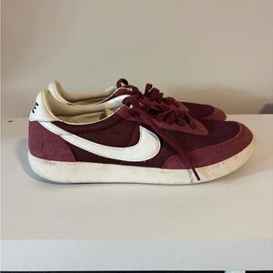 Nike Men’s Size 10.5 Burgundy Retro Low-Top Sneakers with White Swoosh